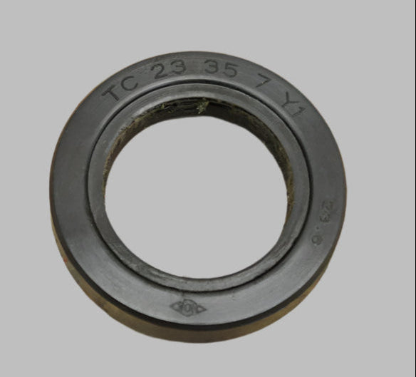 HONDA C CA 100 102 105 110 REAR WHEEL HUB OIL SEAL 91253-001-000