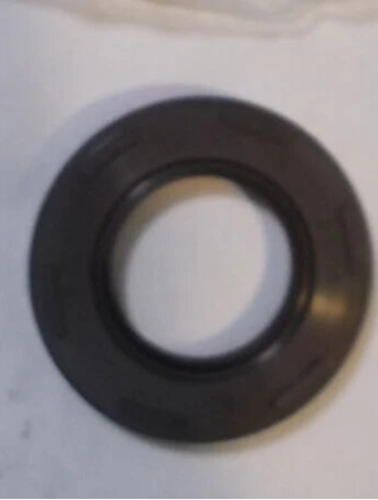 SUZUKI DS80 FA50 FS50 FZ50 OR50 RM50 RM80 Crankshaft Oil Seal 09283-26015
