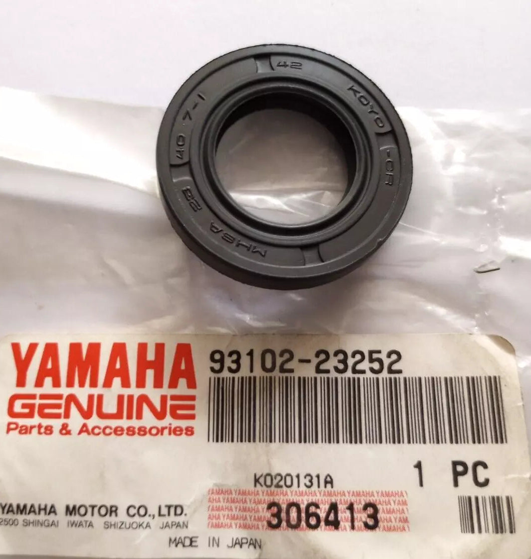 YAMAHA BW200 BW350 YFM YT YTM YZF OIL SEAL 93102-23252
