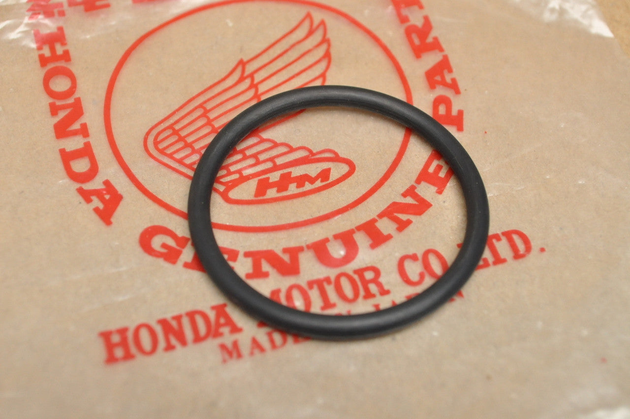 HONDA CB VF GL V T BDAKE CALIPER PISTON DUSTSEAL 45109-166-000