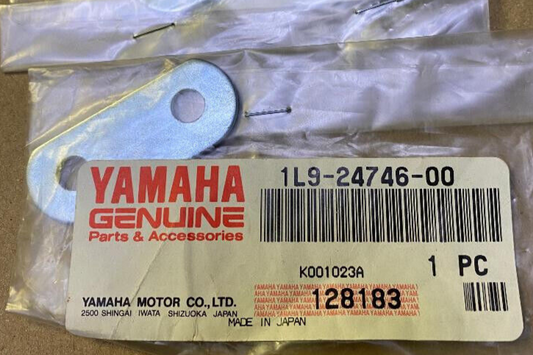 YAMAHA XJ750 XS360 XS400 XS750 Factory Seat Hinge Washer 1L9-24746-00