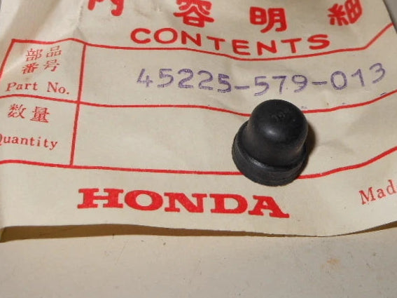 HONDA CB350 CB360 CB400 CB450 CB500 CB550 CB750 Bleeder Screw Cap 45225-579-013