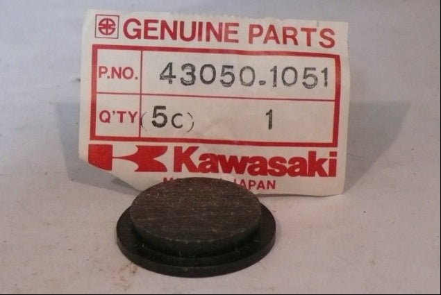 KAWASAKI KX125 KX250 KX500 KDX200 ZN1300 BRAKE PAD 43050-1051 43050-1126