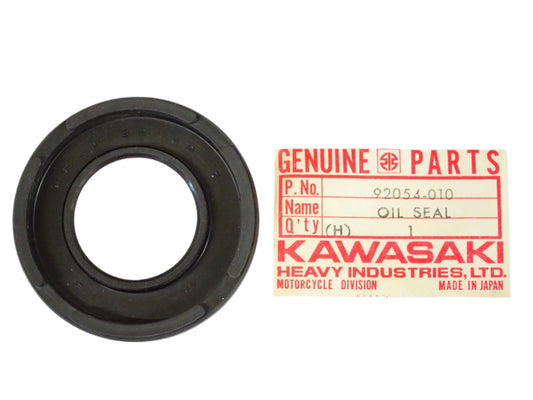 KAWASAKI H1 MACH II CRANKCASE OIL SEAL 92054-010