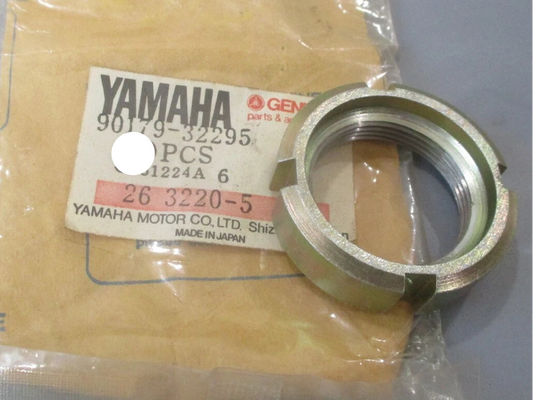 YAMAHA YT125 REAR AXLE SPECIAL NUT 90179-32295