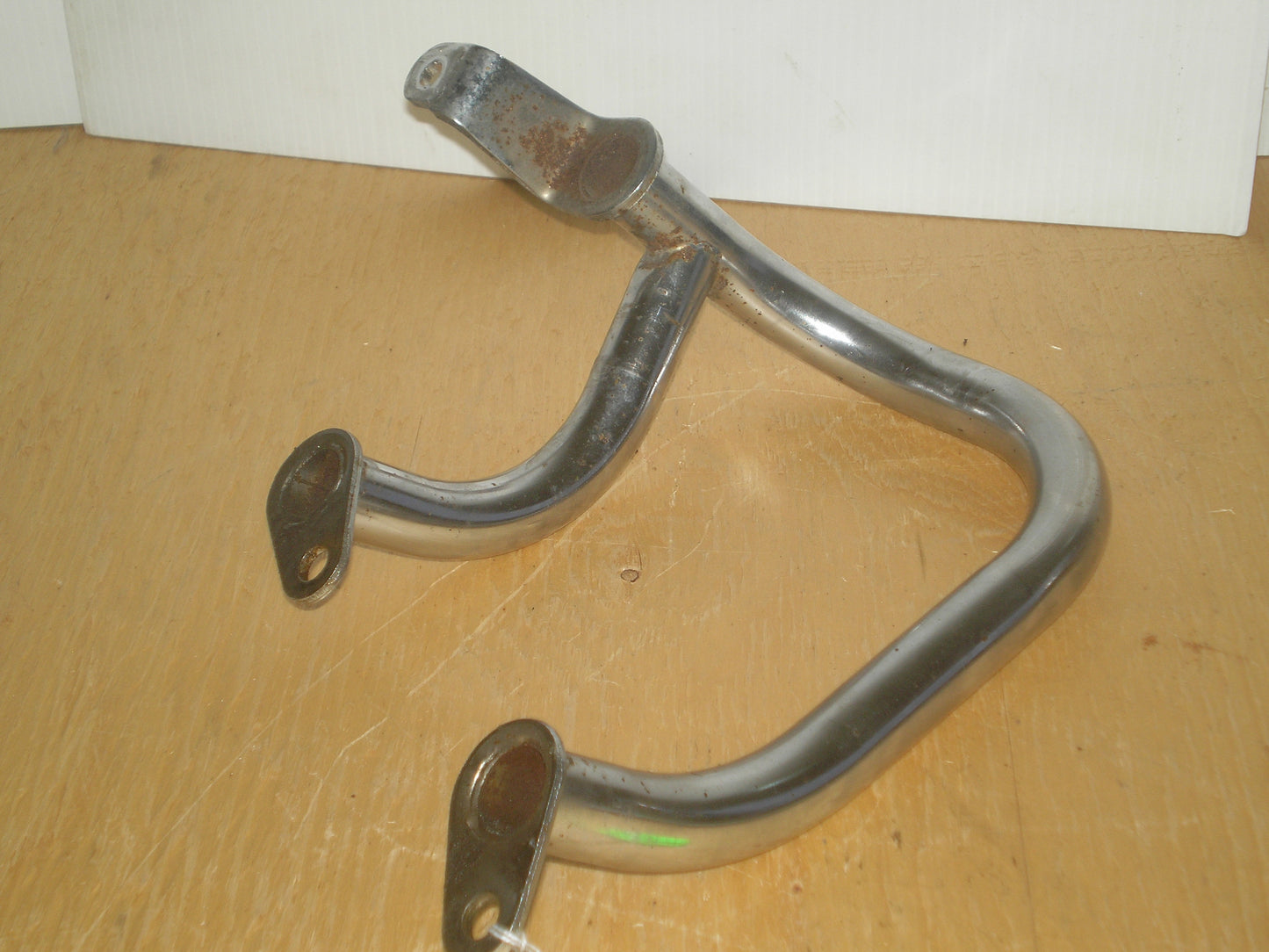 YAMAHA 1983 XVZ1200 VENTURE ROYAL FACTORY R/H FRONT ENGINE CRASH BAR...