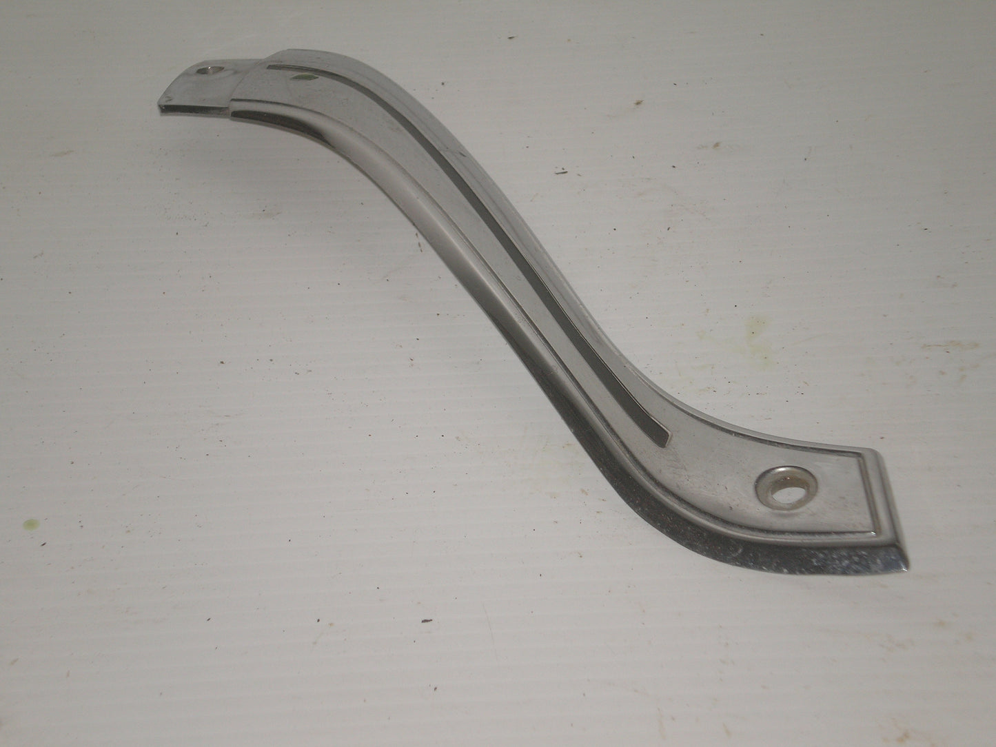 YAMAHA 1983 XVZ1200 VENTURE ROYAL R/H WINDSHIELD TRIM ...