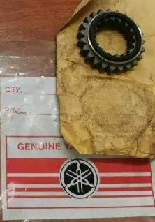 YAMAHA TX650 XS2 XS650 STARTER GEAR # 4 447-15516-00
