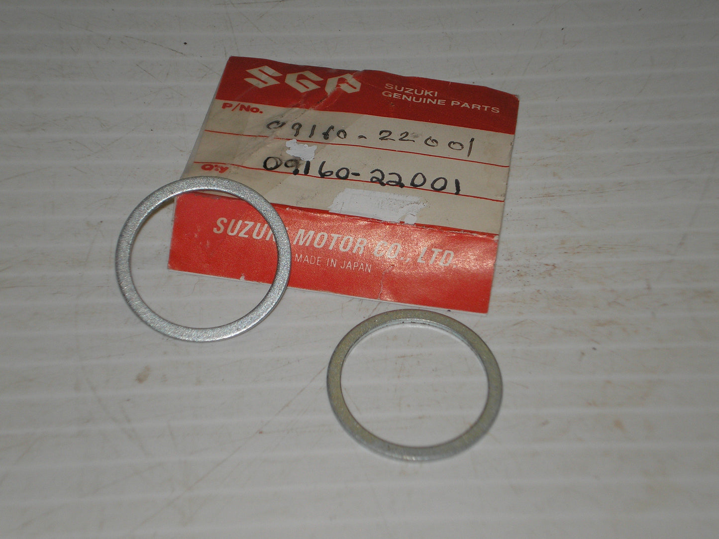 SUZUKI DR GN GS GT PE S32 SP T20 T250 T305 T350 T500 TC TS Washers 09160-22001