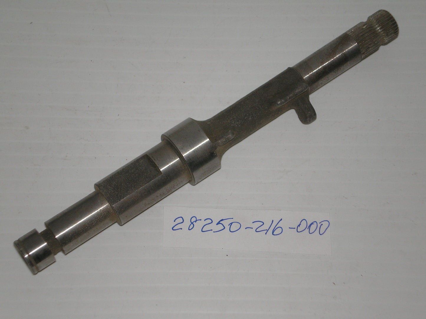 HONDA CA160 CB160 CL160 Kick Starter Spindle 28250-216-000