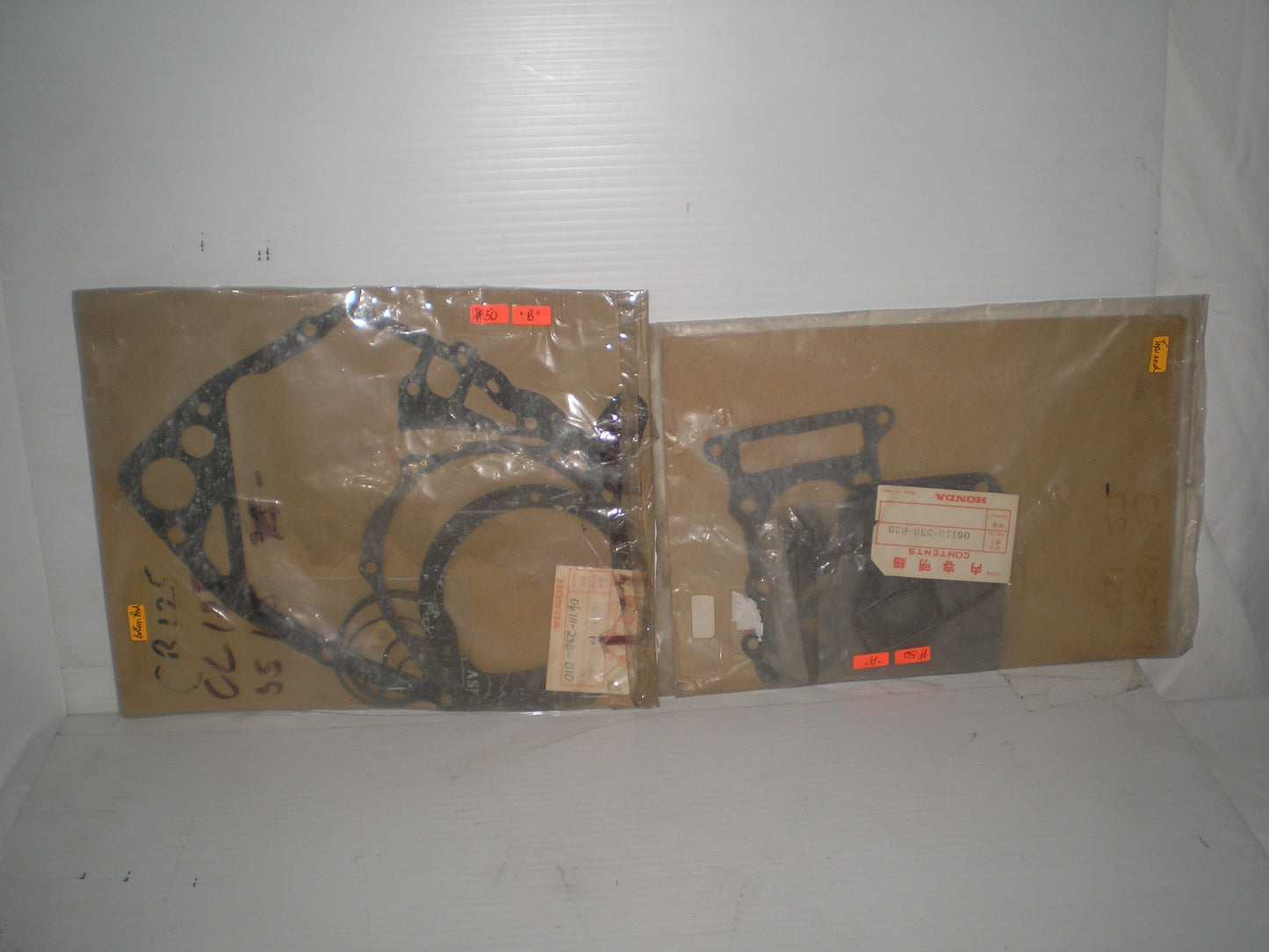 HONDA CD125 CL125 SS125 Complete Gasket Set 06111-230-010 / 06111-230-020