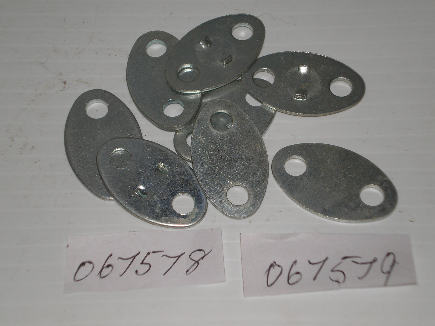 NORTON Atlas & Commando Rocker Spindle Shaft Plate 067578 / 06-7578