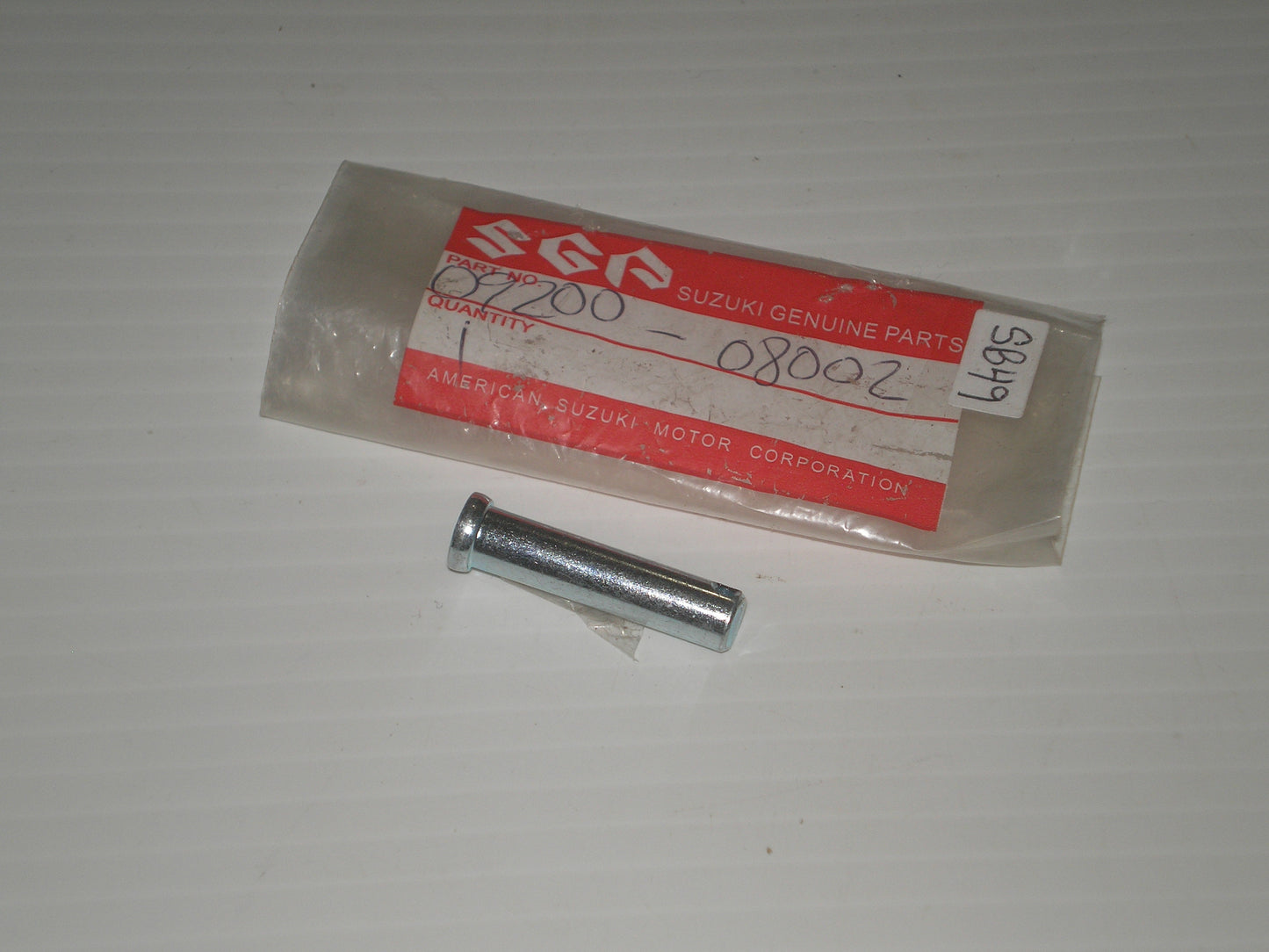 SUZUKI DR DR-Z DS FA GN GR GS GSX-S GV JR PE RL RM RV TC TM TS TU  Footrest Pin  09200-08002
