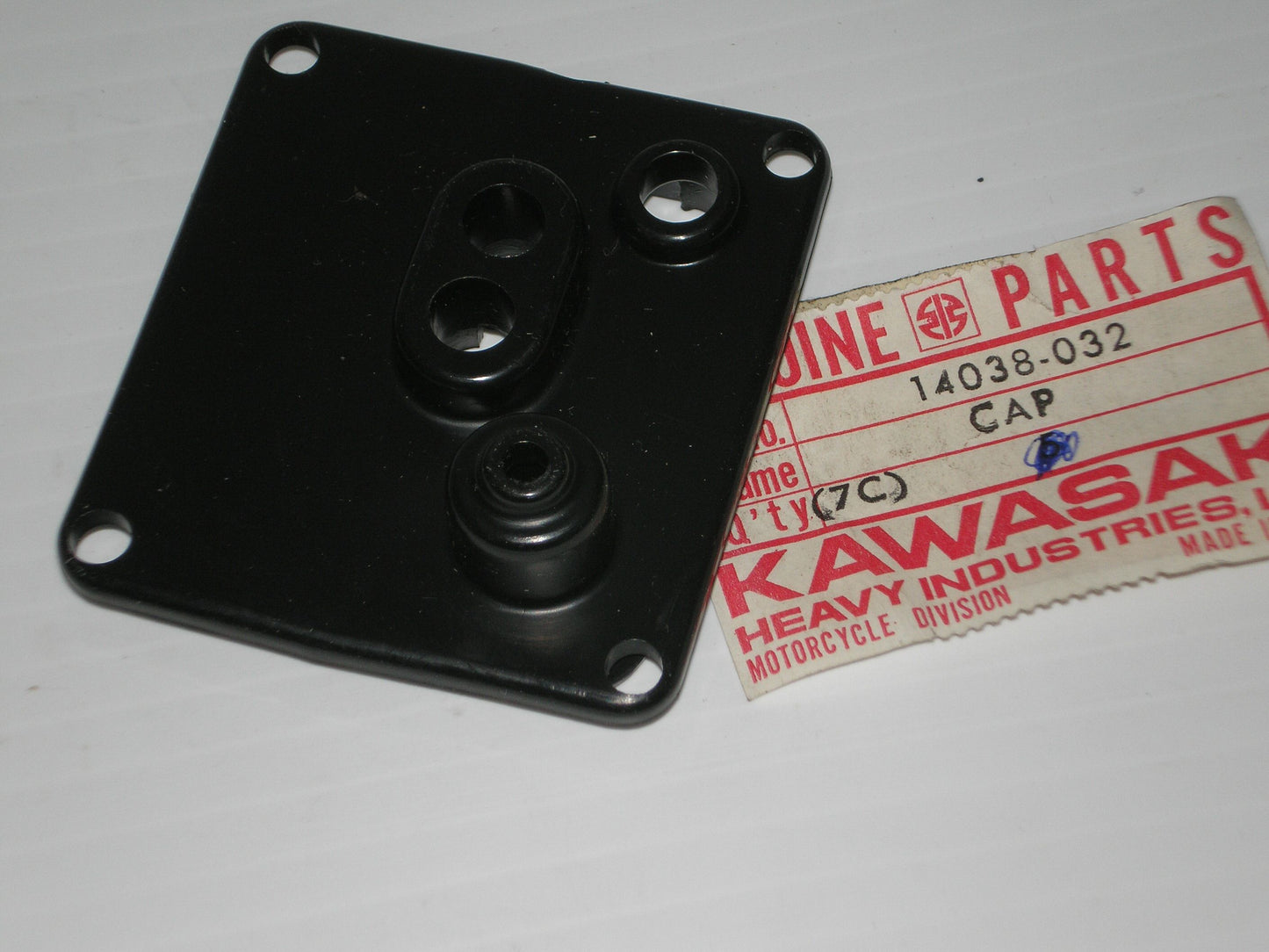 KAWASAKI G3 G4 G5 KV100 Crankcase Carburator Cap 14038-032