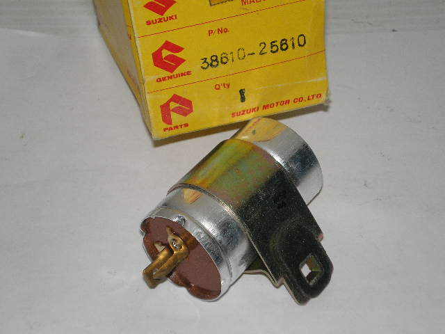 SUZUKI A100 RV125 TC100 TC125 TS100 TS185 TS250 Flasher Relay 38610-25610