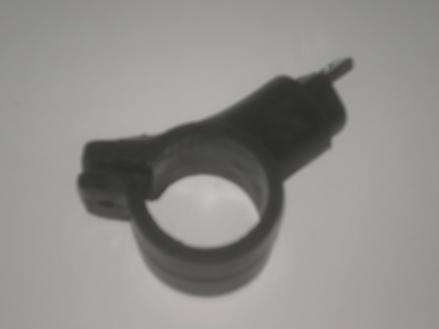 HONDA VF700 VF750 VT600 VT1100 L/H Turn Signal Mounting Stay 33490-MN0-003