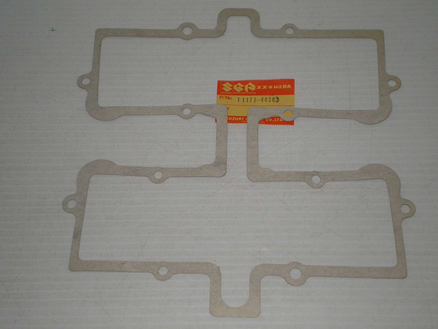 SUZUKI GS400 GSX400  Cylinder Head Cover Gasket  11173-44202 / 11173-44203 / 11173-44204