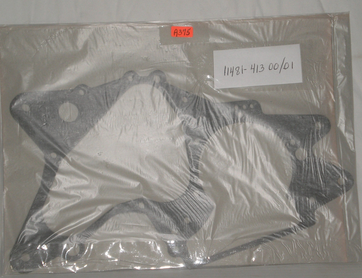 SUZUKI RM100 RM125 Crankcase Center Gasket 11481-41300 / 11481-41301