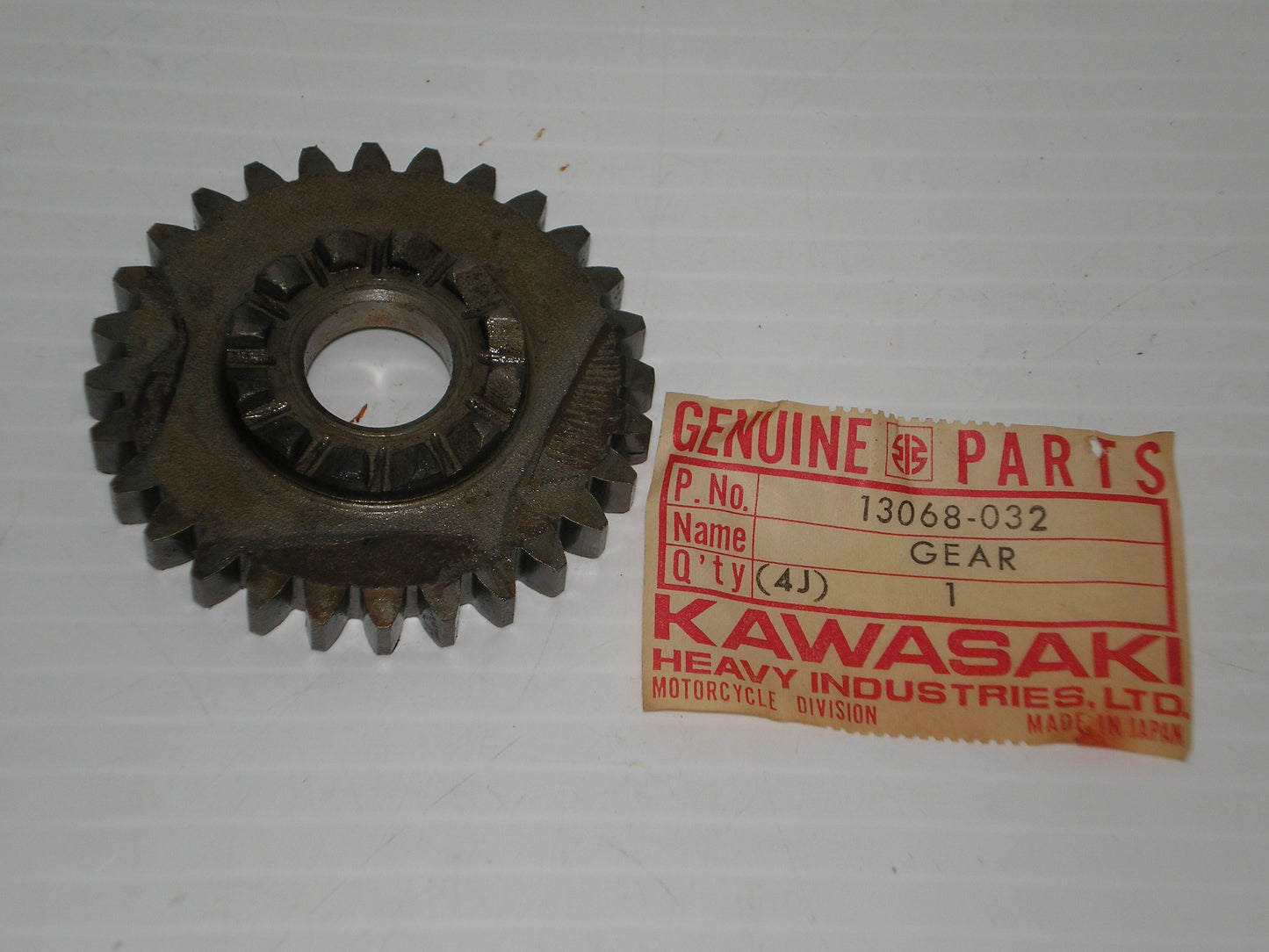 KAWASAKI KD KE KS KX 125 Kick Starter Gear 13068-032
