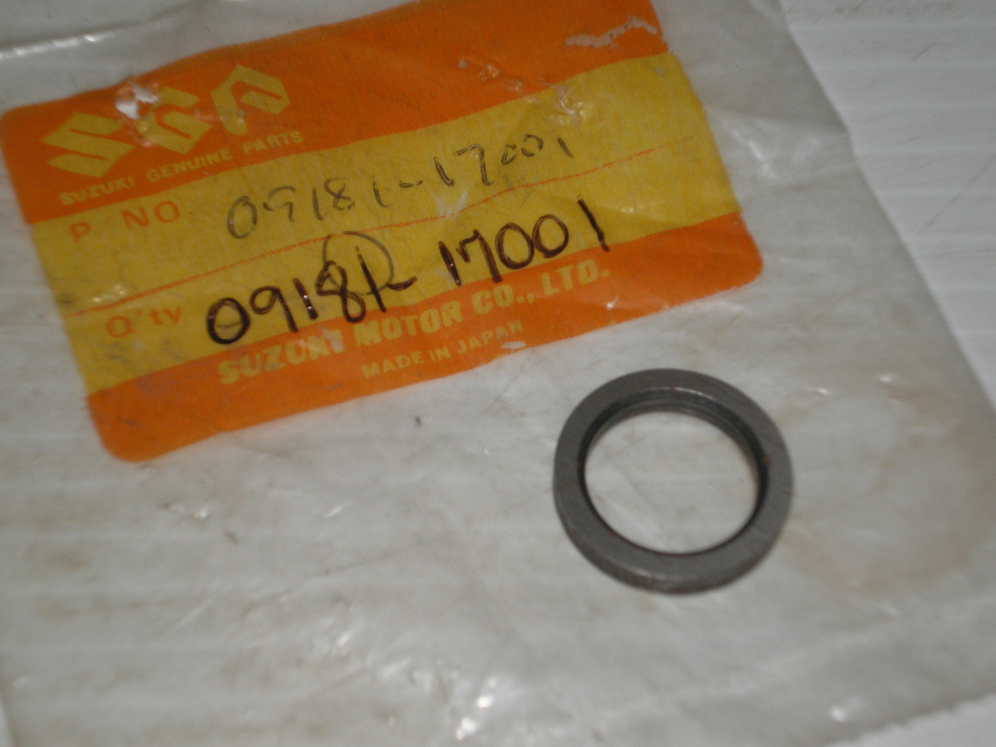 SUZUKI DT50 DT60 DT65 1980-1983 Outboard Motors Shim 17x24x4.4 09181-17001