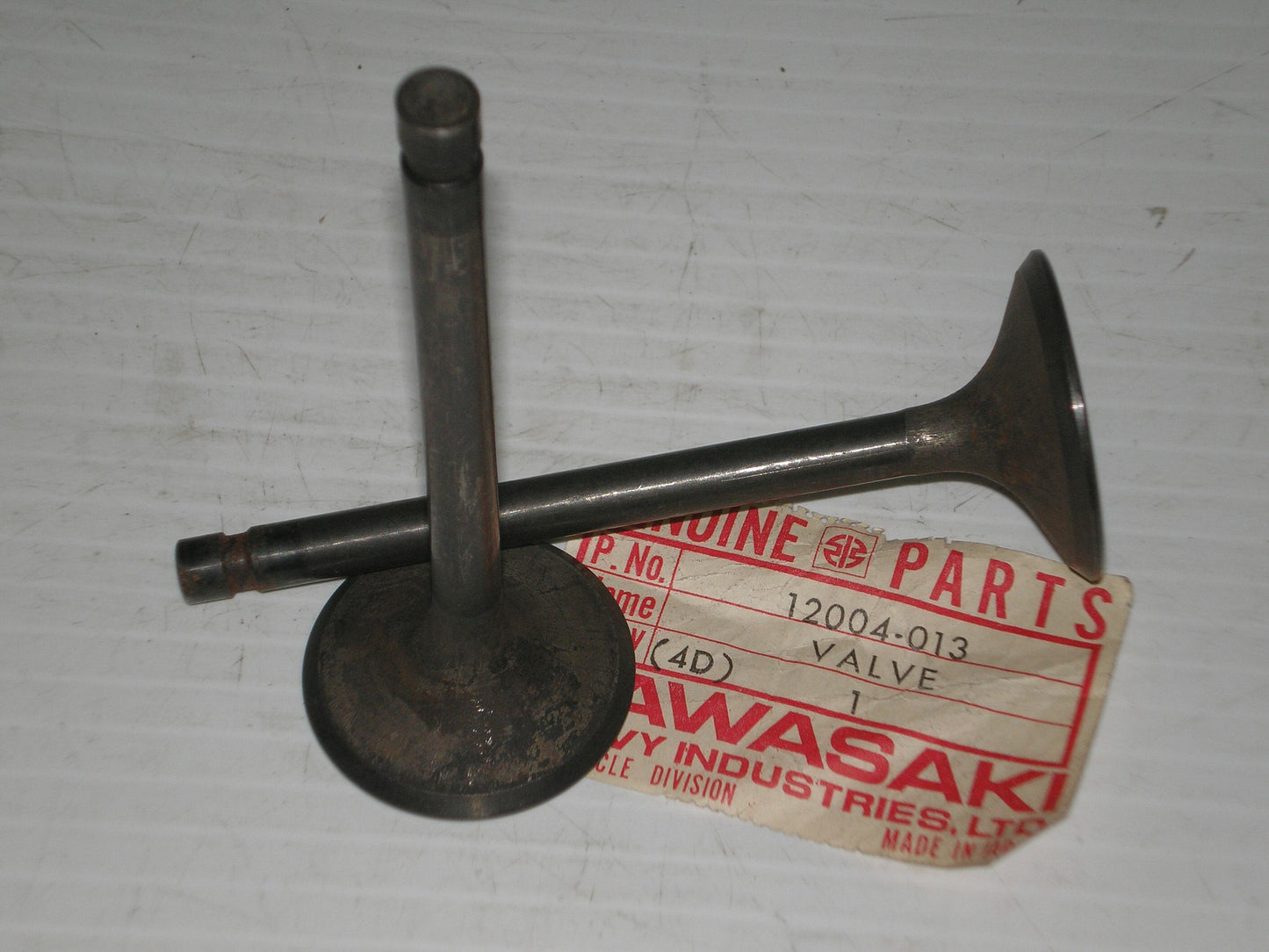 KAWASAKI KZ400 1974-1977 Inlet Valves Set/2 12004-013