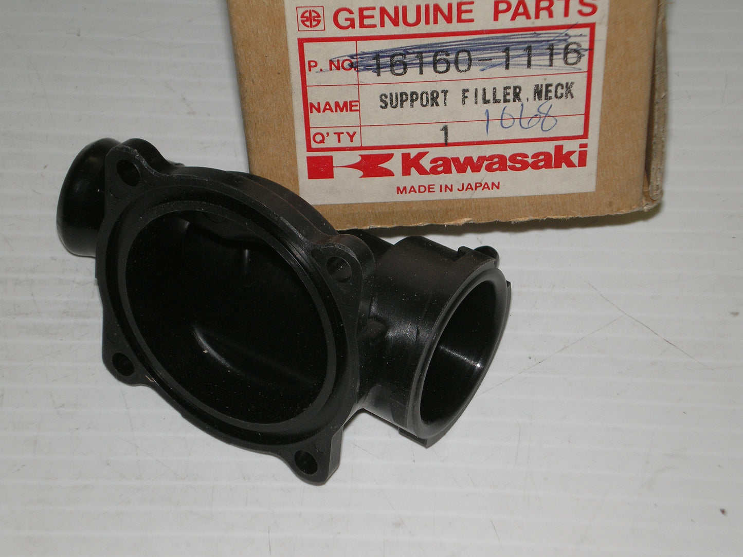 KAWASAKI VN1500 ZR1100 ZR1200 ZX600 ZX750 ZX1000 ZX1100 ZX1200 Upper Thermostat Body 16160-1116 / 14075-1068