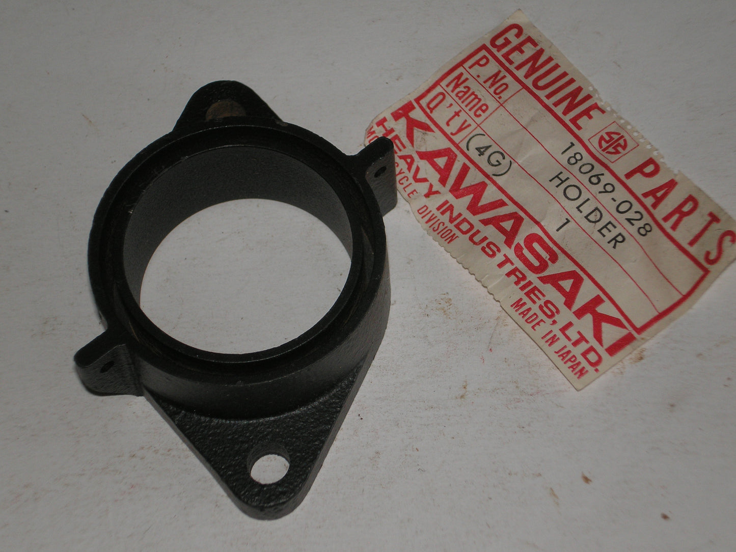 KAWASAKI G4TR G31M Exhaust Pipe Holder 18069-028