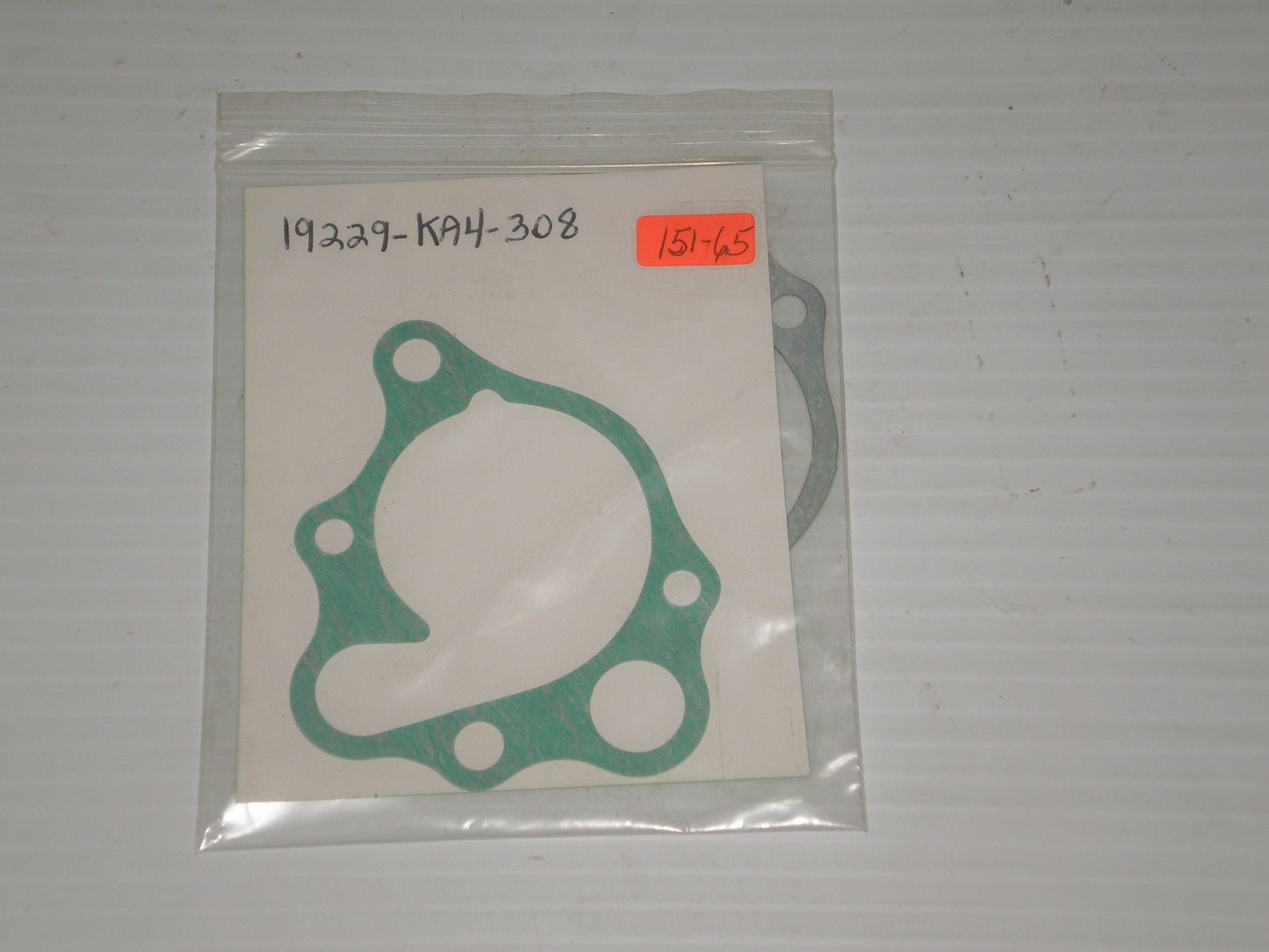 HONDA CR250 1984 Water Pump Cover Gasket 19229-KA4-308 / 19229-KA4-740