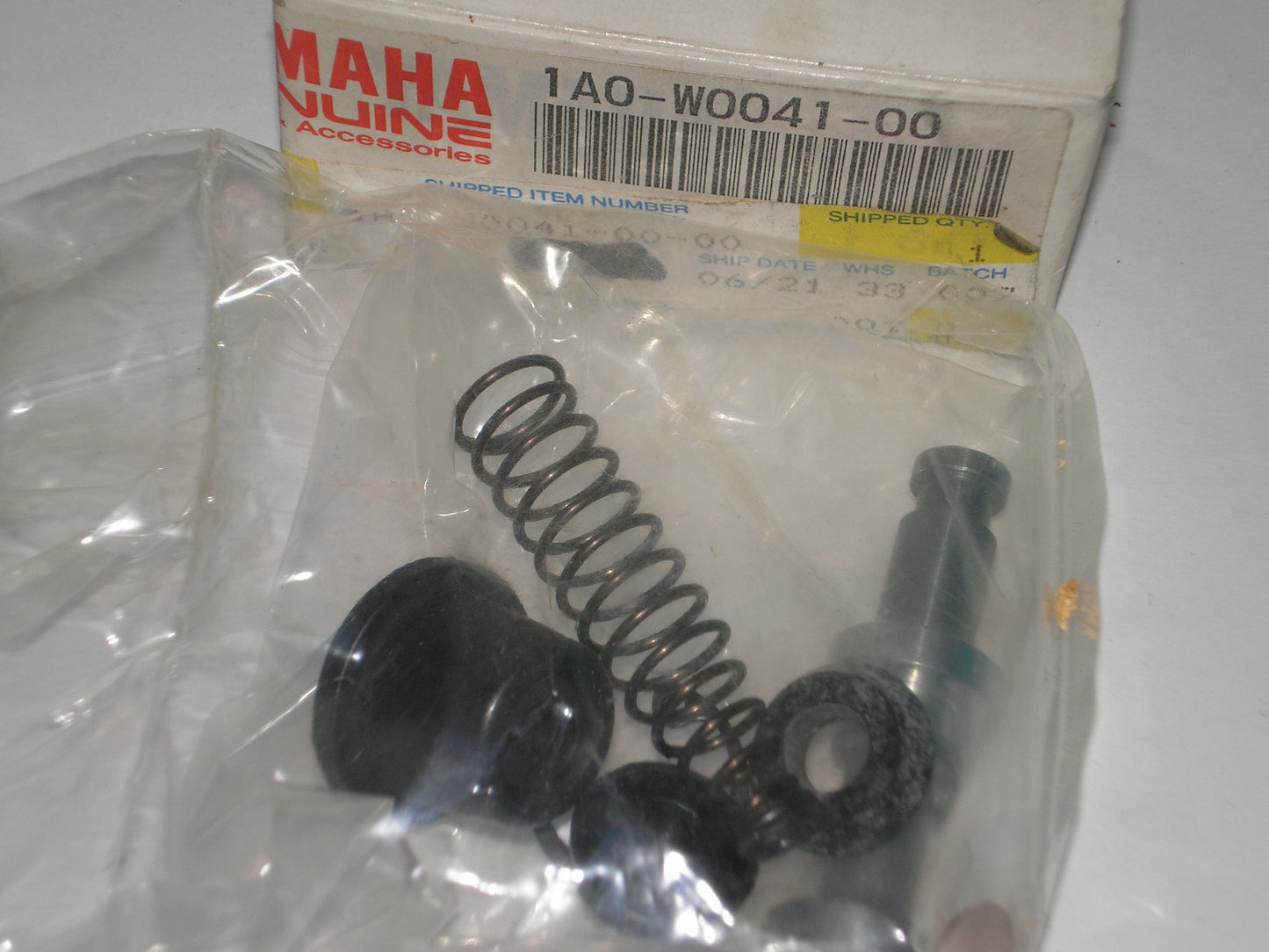 YAMAHA RD250 RD350 RD400 TX500 TX650 XS2 XS500 XS650 Brake Master Cylinder Rebuild Kit 1A0-W0041-00
