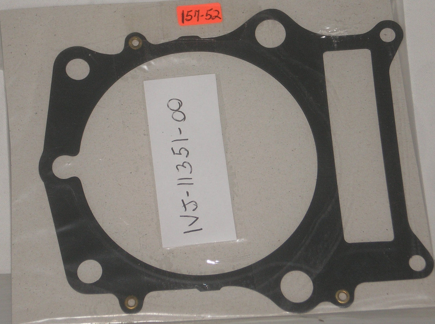 YAMAHA SRX600 TT600 XT600 YFM600 Cylinder Base Gasket 1VJ-11351-00