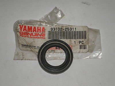 YAMAHA 93102-25311