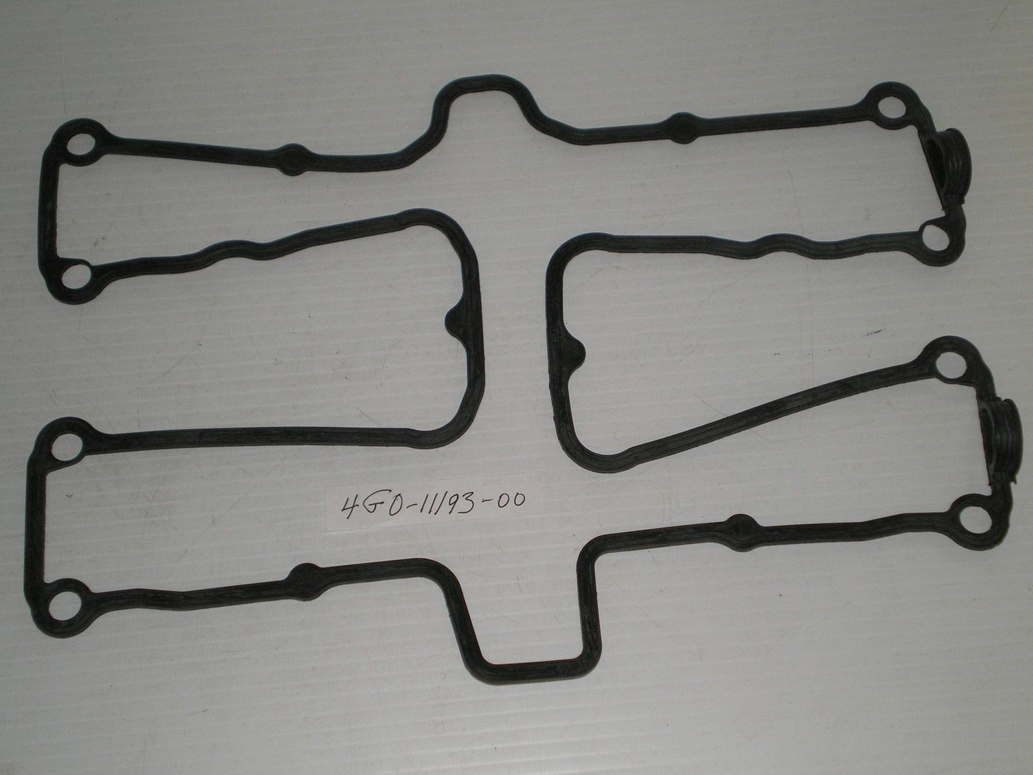 YAMAHA FJ600 FZ600 XJ550 YX600 Cylinder Head / Valve Cover Gasket 4G0-11193-00 / 3KM-11193-00 / 2XL-11193-00