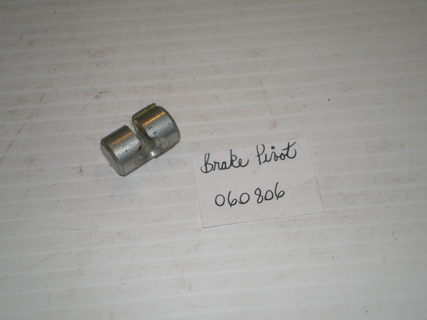 NORTON Commando Rear Trunnion Brake Cable Pivot 060806 / 06-0806