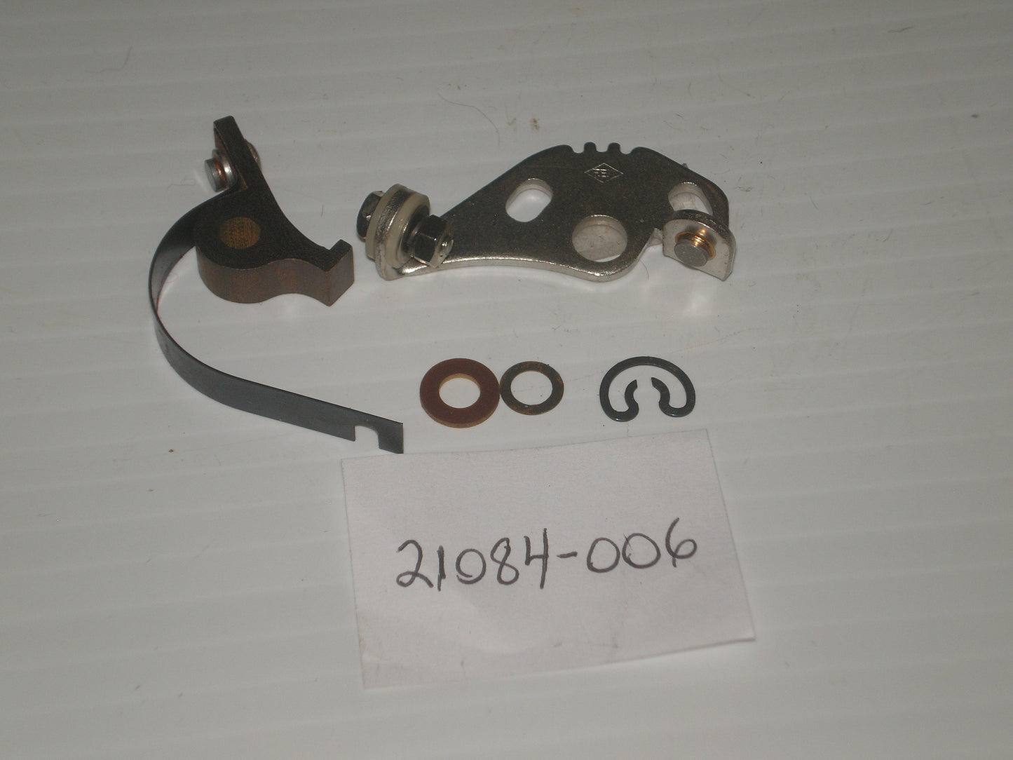 KAWASAKI B8 F1 F2 F3 Ignition Contact Breaker Points Set 21084-006