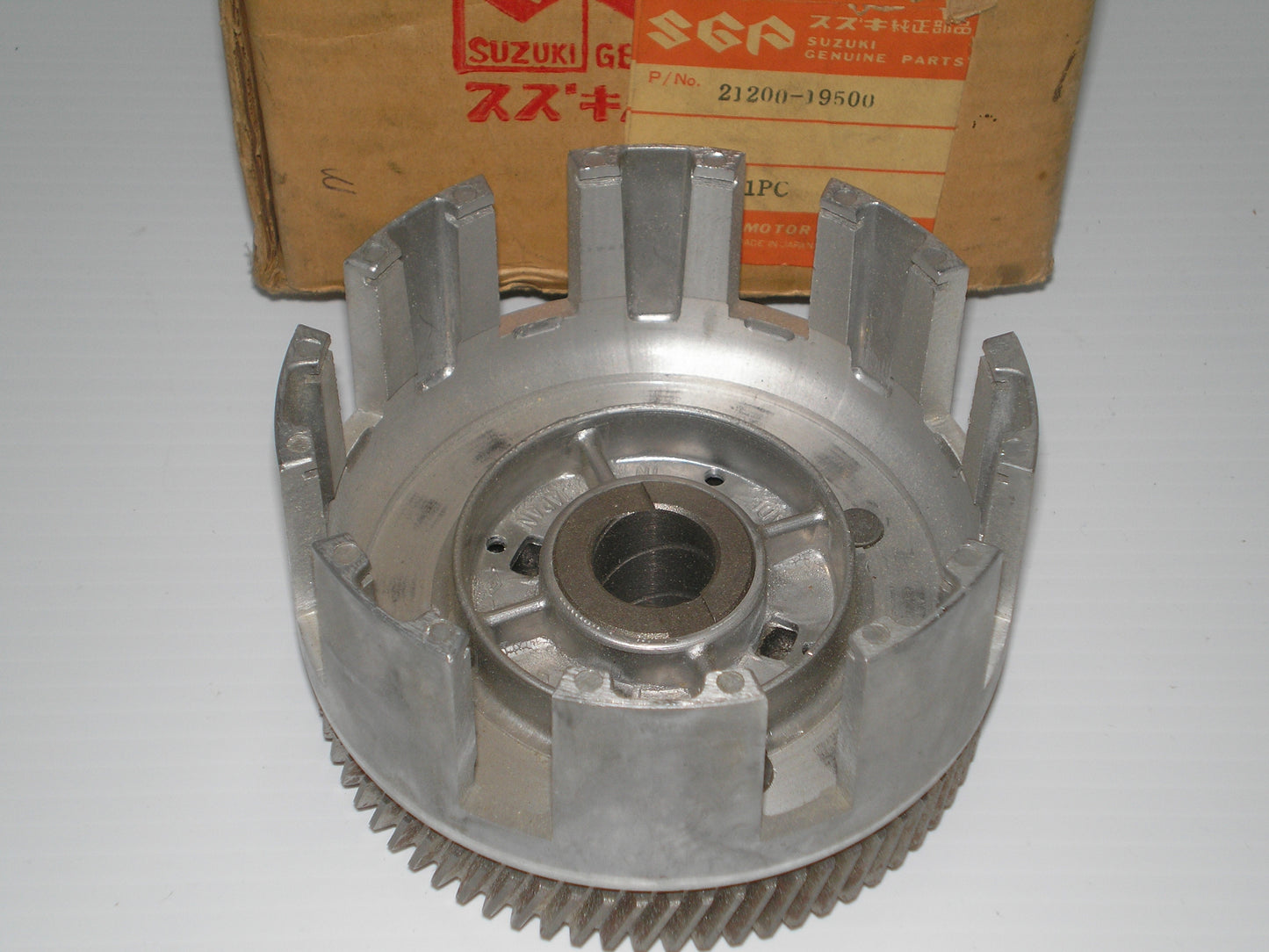 SUZUKI 1973 MT50 Engine Primary Drive & Clutch Basket 20200-19500