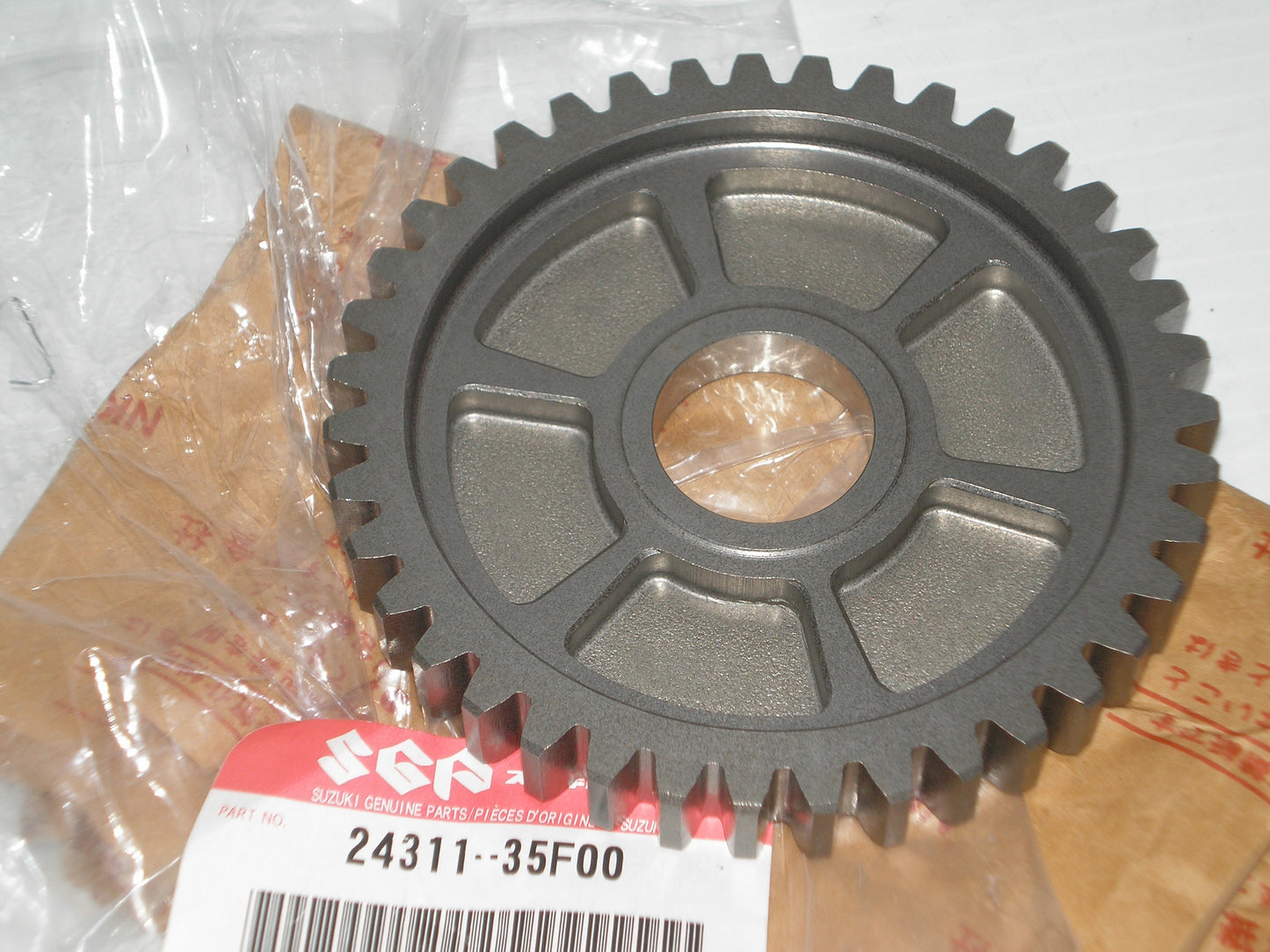 SUZUKI GSX-R600 GSX-R750 GSX-S750 First Driven Gear 39T 24311-35F00