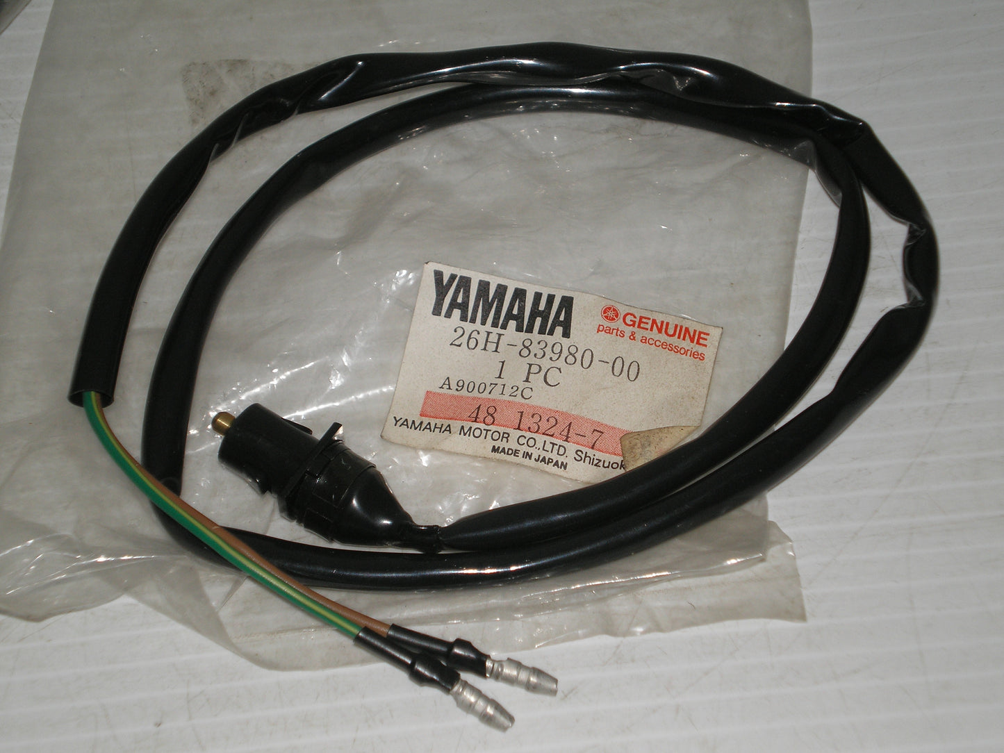 YAMAHA FZR RD RZ SRX XJ XS XV XVZ Front Brake Stop Light Switch 1A0-83980-30 / 2NT-83980-00 / 26H-83980-00