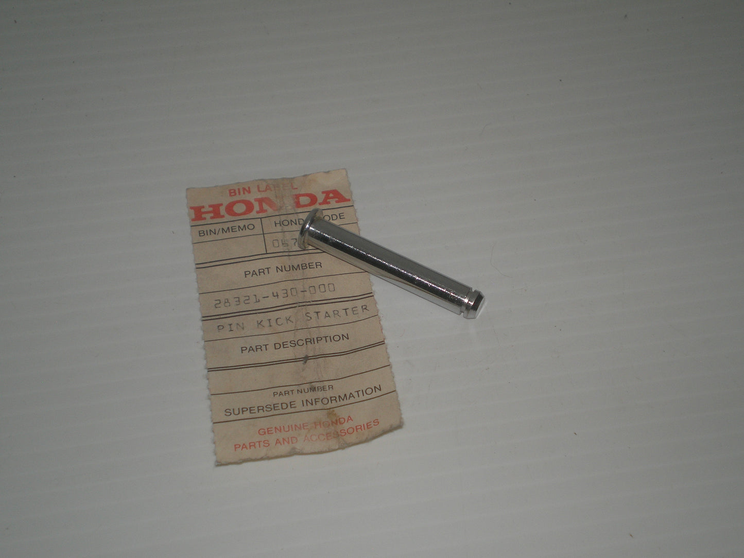 HONDA CR250 CR250R Kick Start Pivot Pin 28321-430-000