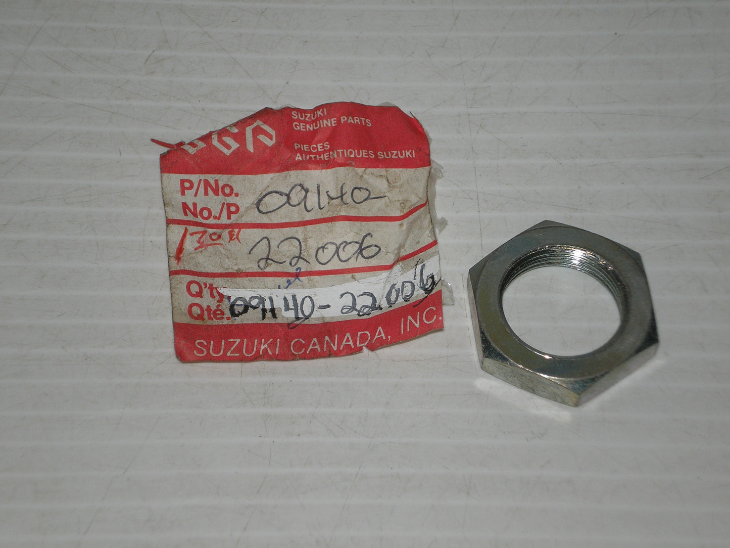 SUZUKI DR370 GR650 GV700 LS650 PE250 PE400 RM125 RM250 RM400 RM465 RM500 RS250 SP370 Nut 09140-22006 / 09140-22007