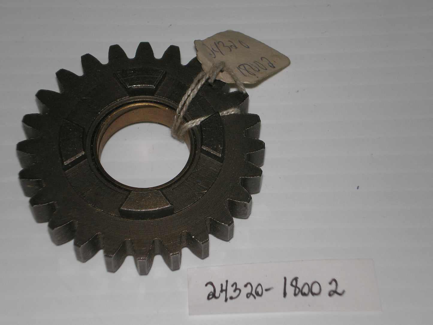 SUZUKI GT250 GT380 T250 T305 T350 TC305 Second Driven Gear 24320-18000 / 24320-18001 / 24320-18002