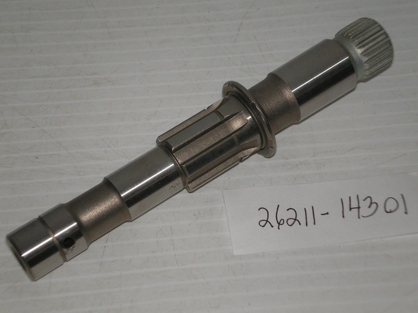 SUZUKI RM250 Engine Kick Starter Shaft 26211-14301