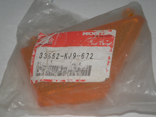 HONDA CH125 CH150 Factory L/H Turn Signal Lens 33652-KJ9-672 / 33652-KJ9-671