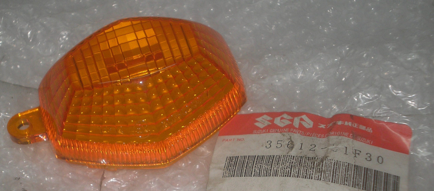 SUZUKI DR-Z400 GSF600 GSX-R750 Factory Rear R/H Turn Signal Lens 35612-31F30