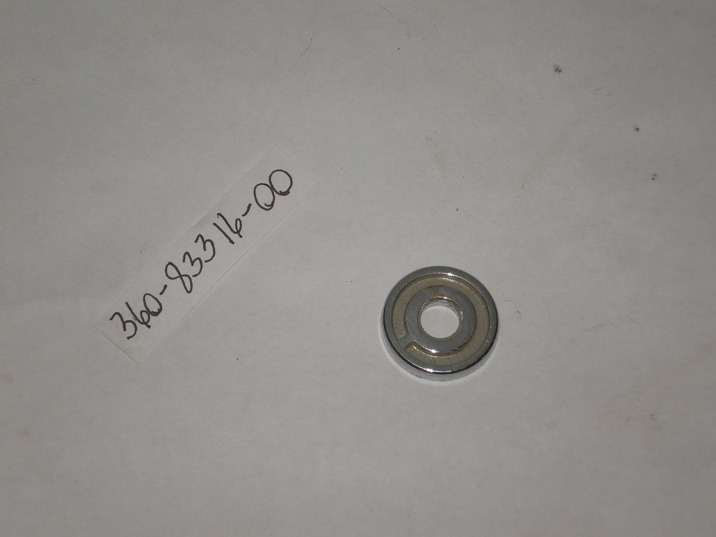 YAMAHA RD250 RD350 RD400 Front Flasher Collar 360-83316-00