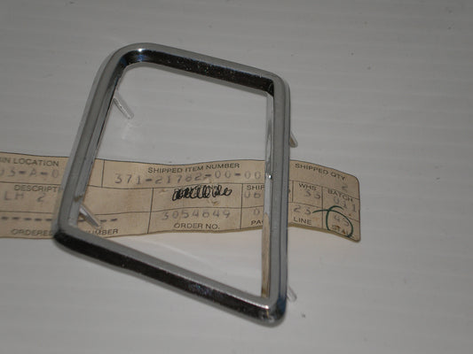 YAMAHA TX500 XS500 L/H Side Cover Mould #2 371-21782-00