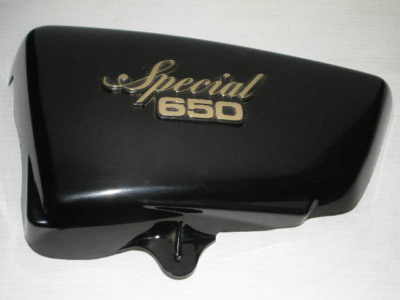 YAMAHA XS650 Special Side Covers complete with Emblems Set/2
