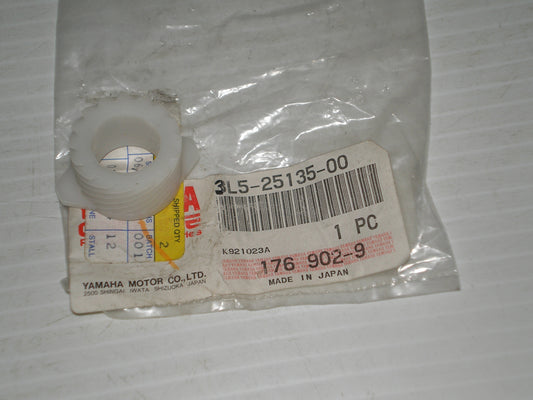 YAMAHA QT50 Speedometer Drive Gear 16T 3L5-25135-00