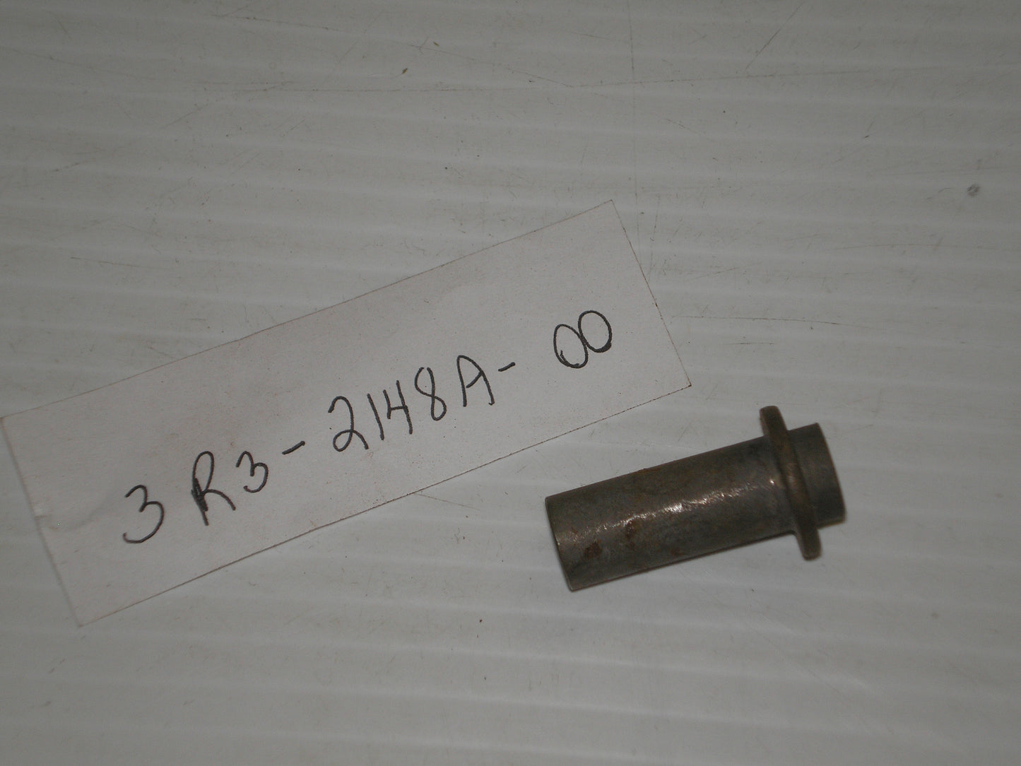 YAMAHA IT175 YZ100 YZ125 Chain Tensioner Roller Pivot Shaft 3R3-2148A-00