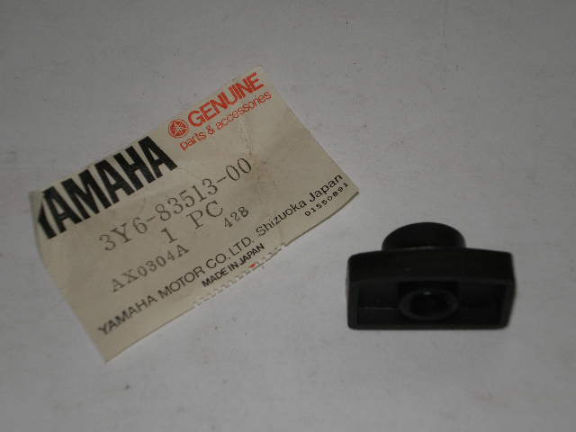 YAMAHA SR250 Speedometer Mounting Damper 3Y6-83513-00