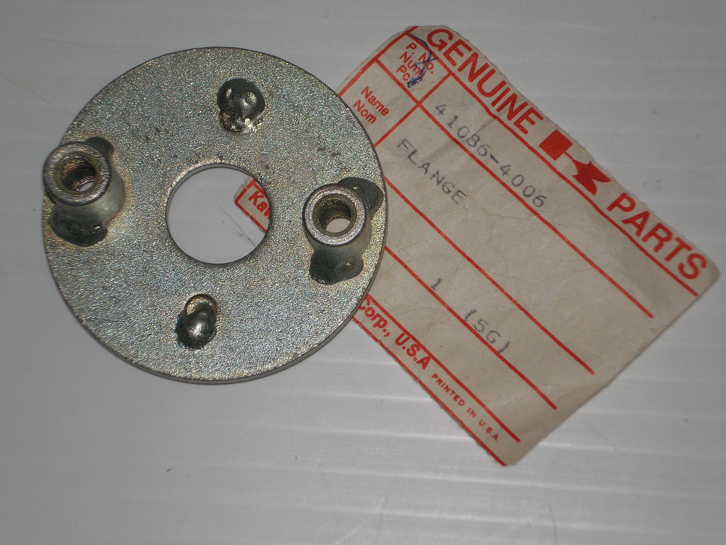 KAWASAKI KLT200 Axle Fitting / Flange 41086-4006